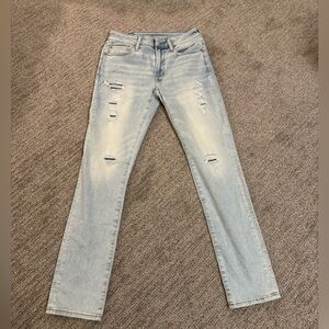 American Eagle Light Blue Distressed Men’s Jeans 30 x 32